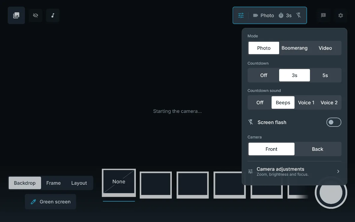 Quick settings open over the booth: mode, countdown, countdown sound, screen flash and front or back camera, on a large screen in landscape.